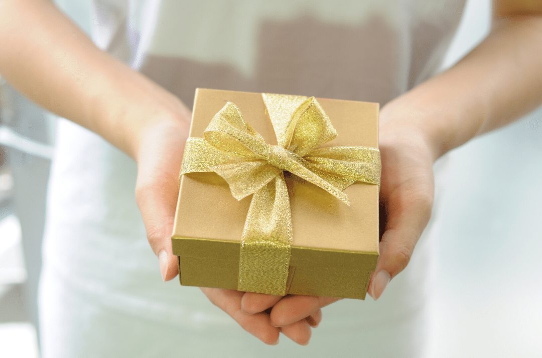 holiday gift- gold package