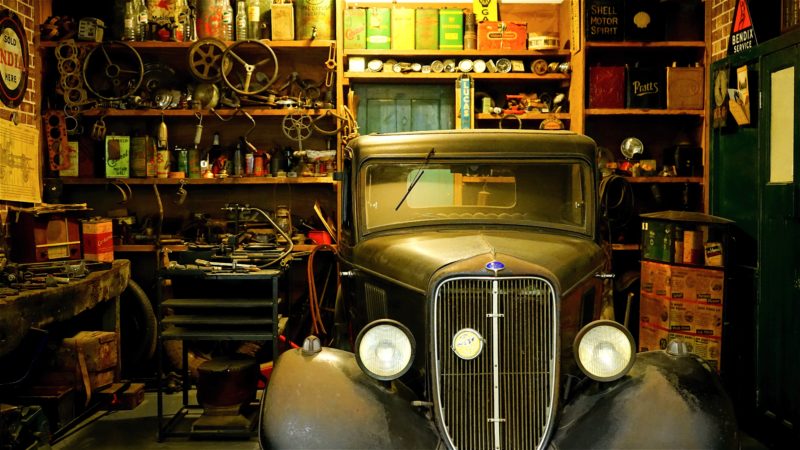 items-in-garage